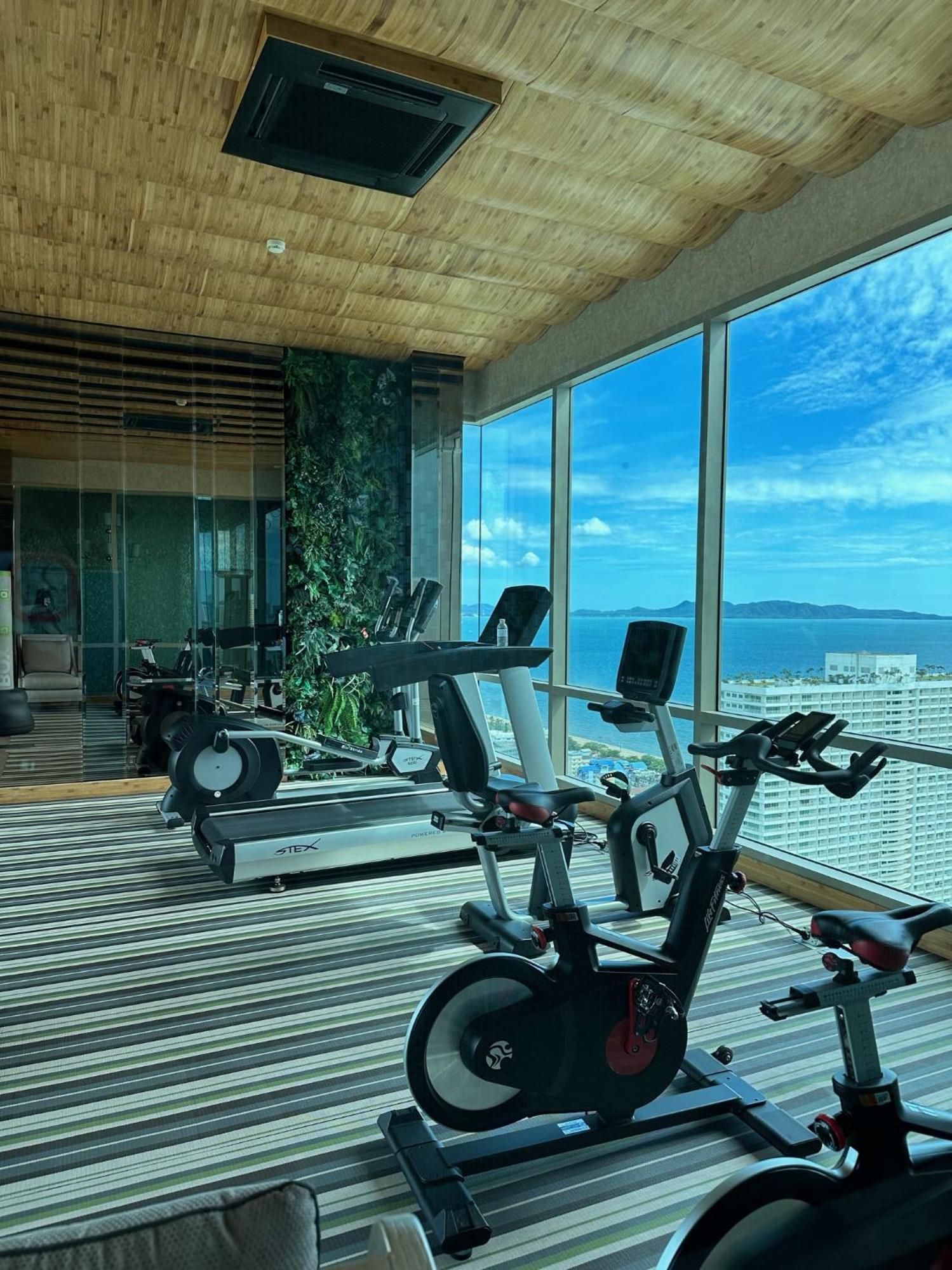 芭提雅高层海景奢华公寓the Riviera Jomtien生香家直达海滩2704 外观 照片