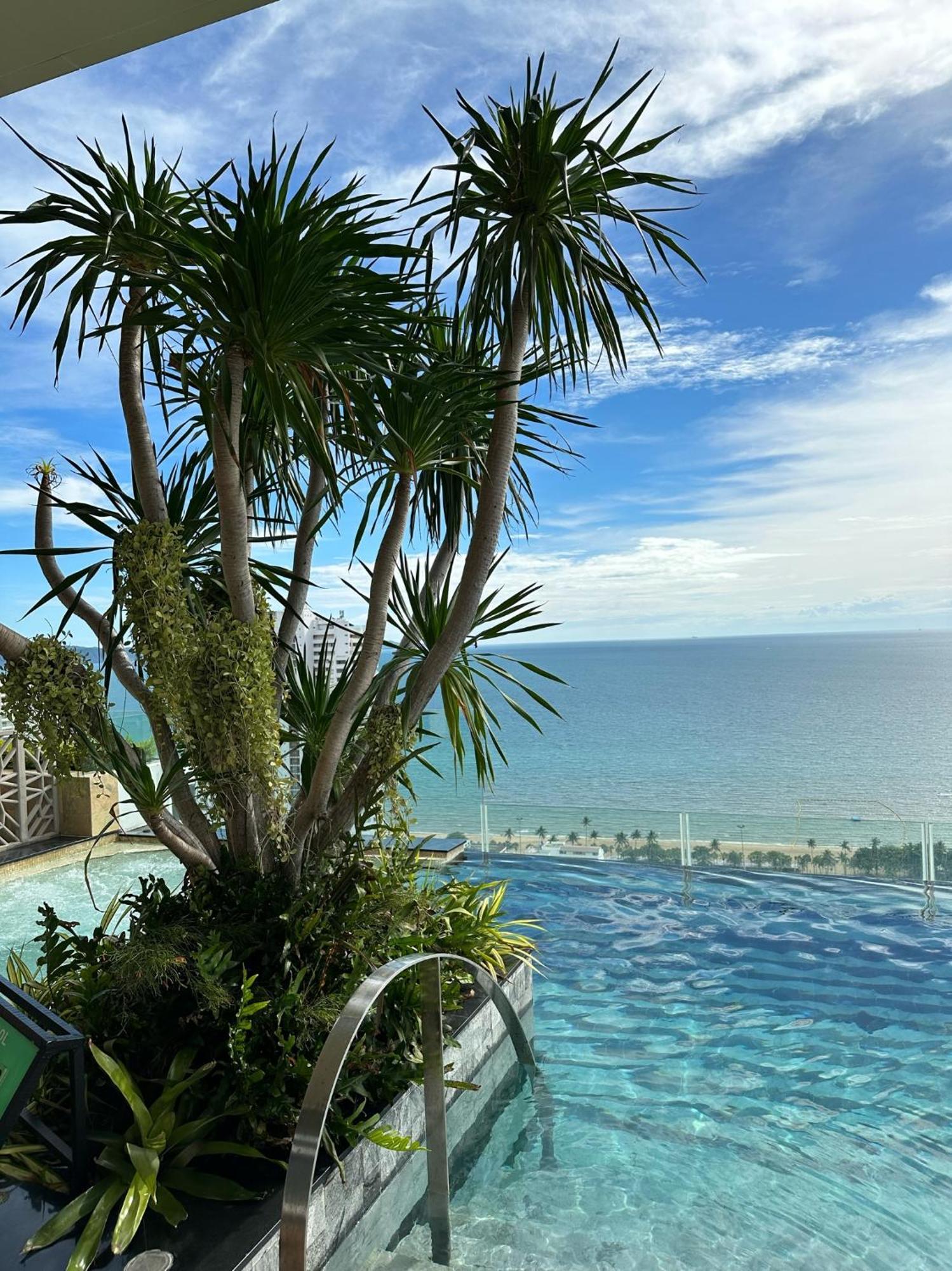 芭提雅高层海景奢华公寓the Riviera Jomtien生香家直达海滩2704 外观 照片